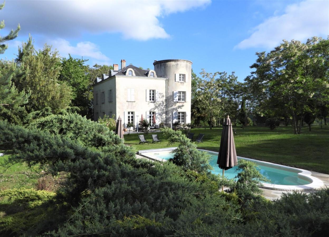 Chateau De La Comtesse Saint-Martin-Petit Εξωτερικό φωτογραφία